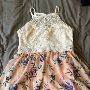15 Spring white and pink with flowers dress